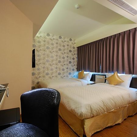 Hotel 欣欣旅店 Taipéi Exterior foto